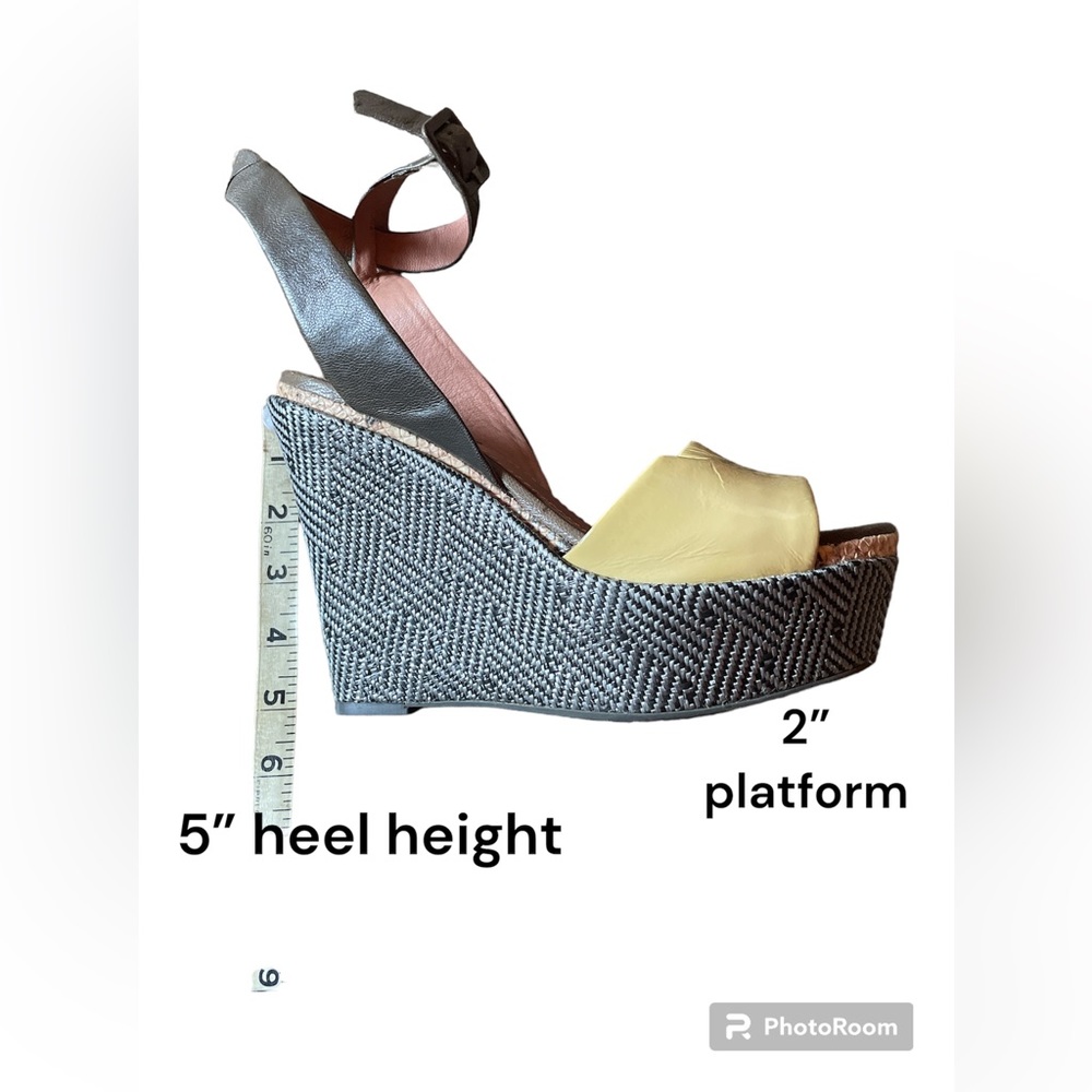 𝕓𝕒𝕔𝕚𝕠 61 ℙ𝕚𝕘𝕚𝕝𝕠 𝕎𝕖𝕕𝕘𝕖 ℍ𝕖𝕖𝕝 - Picture 6 of 11